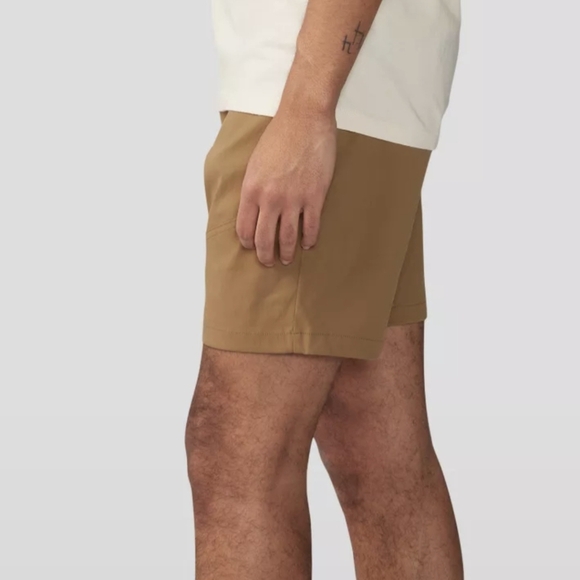 Mountain Hardwear AP Active Short Men's Size 38 New - Picture 12 of 16